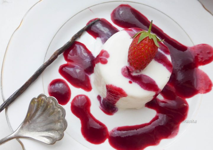 panna cotta alla vaniglia
