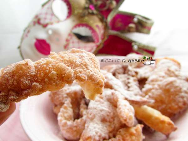 chiacchiere vegan ricetta