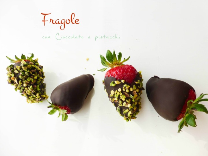 fragole-con-cioccolato-e-pistacchi-