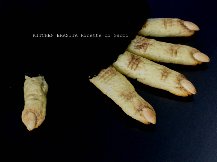 biscotti-halloween-dita-strega-ripieni-cacao