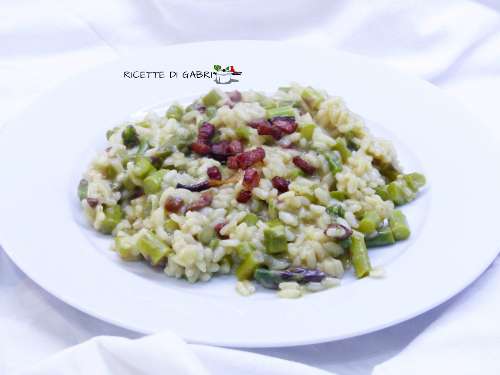 risotto agli asparagi ricetta facile e cremosa