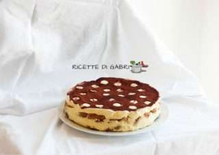 tiramisu torta a pois