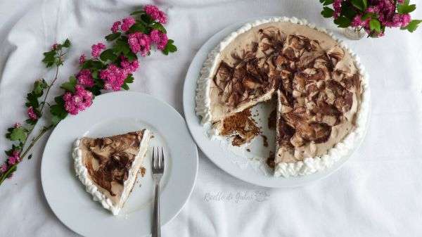 Torta fredda al caffè senza cottura crema mascarpone senza uova