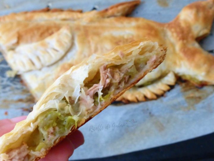torta salata tonno cipolla pizza rustica facile veloce