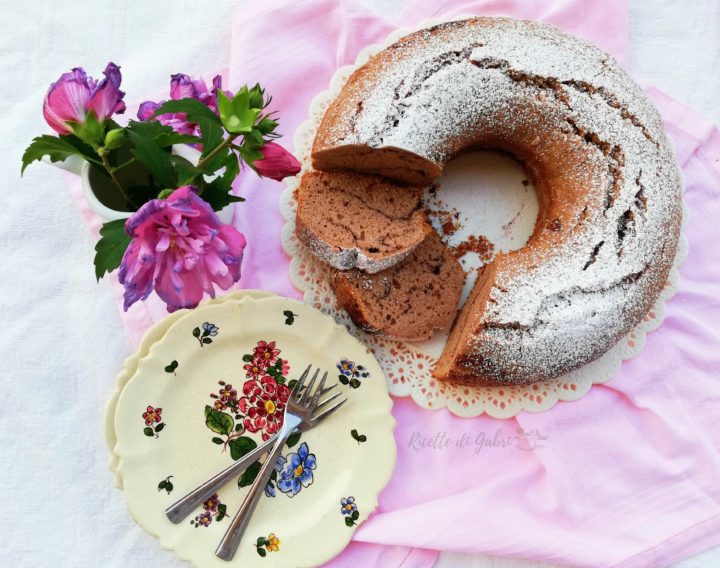 ciambellone con farina di castagne e cioccolato torta facile soffice veloce