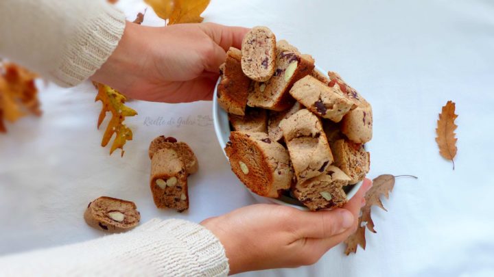 biscotti con farina di castagne tozzetti fatti in casa ricette di gabri