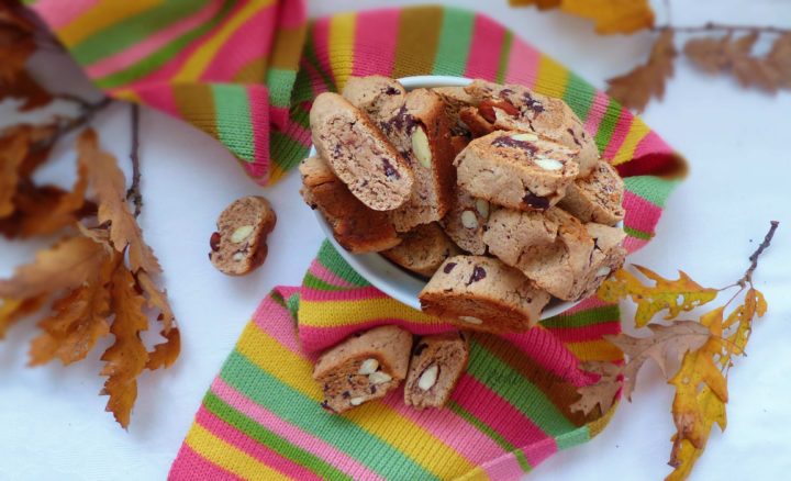 biscotti tozzetti con farina di castagne dolci di natale ricette di gabri