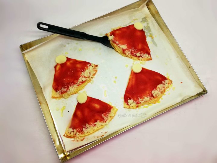 crepes ricotta e carciofi ricetta di natale vigilia crepes cappello di babbo natale gabri