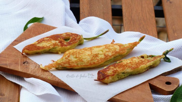 salvia fritta pancakes con salvia fresca nell'impasto ricette di gabri