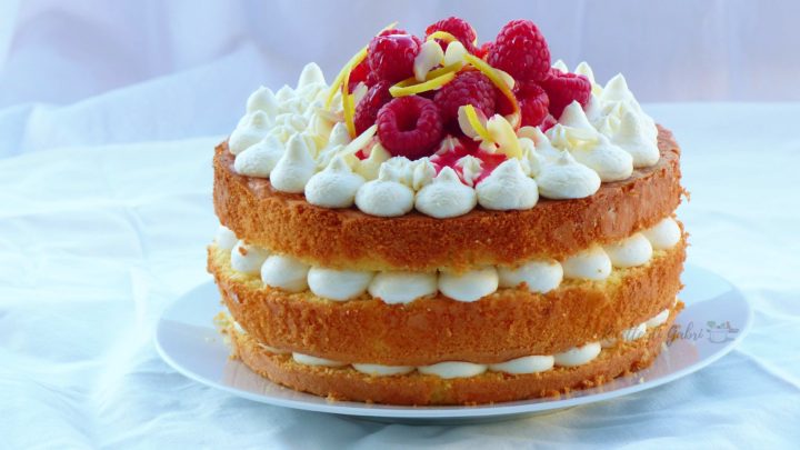 torta decorata con crema al mascarpone e lamponi naked cake fatta in casa facile veloce chiffon cake al limone ricette di gabri