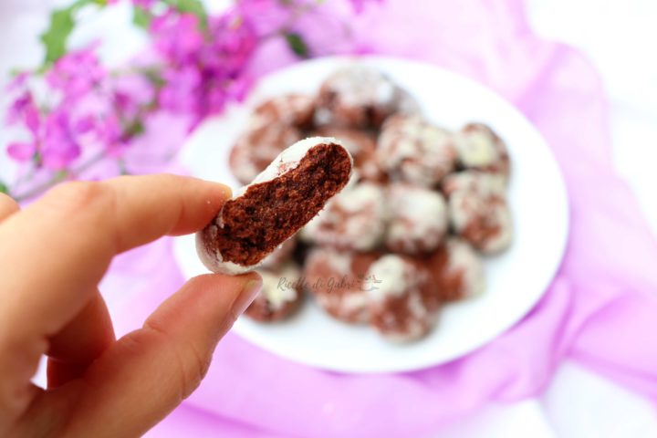 biscotti crepati al cioccolato per riciclare le uova di pasqua ricetta facile gabri