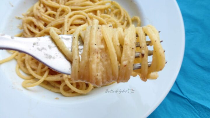 ricetta pasta cacio e pepe cremosa originale gabri