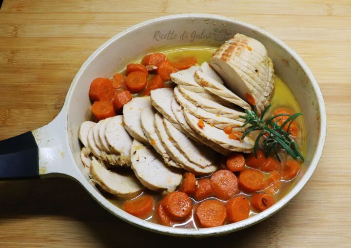 arrosto rollè di tacchino alla birra cotto in pentola ricetta facile di gabri carne morbidissima