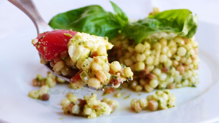 ricetta pasta tricolore fregola sarda con pesto genovese
