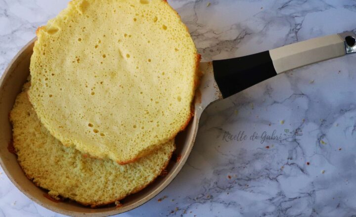pan di spagna cotto in padella torta kinder paradiso con crema senza latte ricetta panna vegetale fatta in casa con latte di cocco gabri