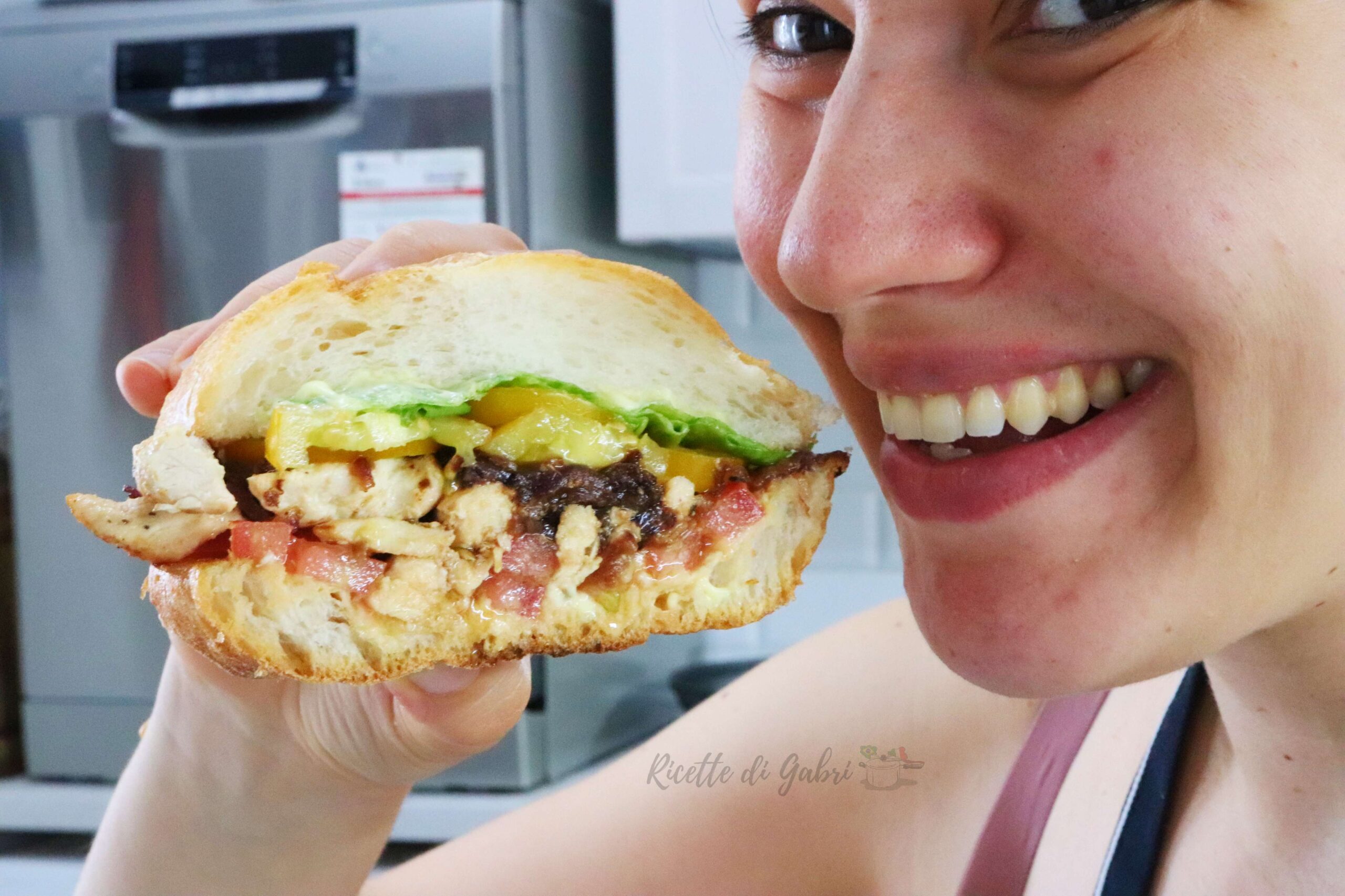 ricetta panino con pollo e cipolle caramellate gabri