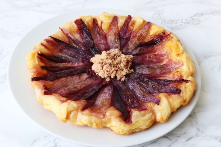 torta salata alle cipolle tonno e cipolle caramellate ricetta gabri torta salata sfoglia bella
