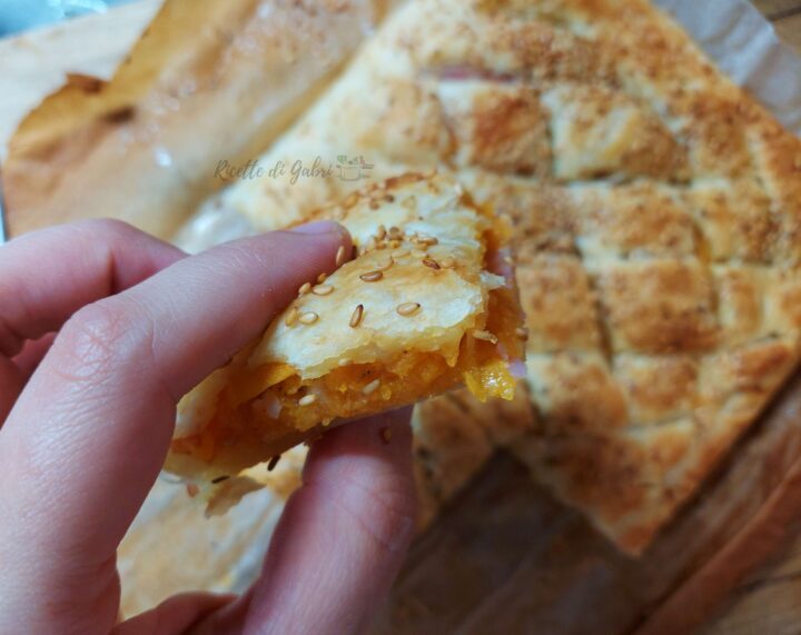 torta salata di pasta sfoglia con zucca cruda e prosciutto cotto ricetta furba di gabri