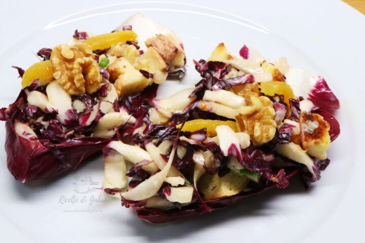 insalata sfiziosa di radicchio con fonduta noci e albicocche secche ricetta facile di gabri