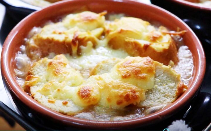 zuppa di cipolle francese fatta in casa ricetta facile veloce di gabri