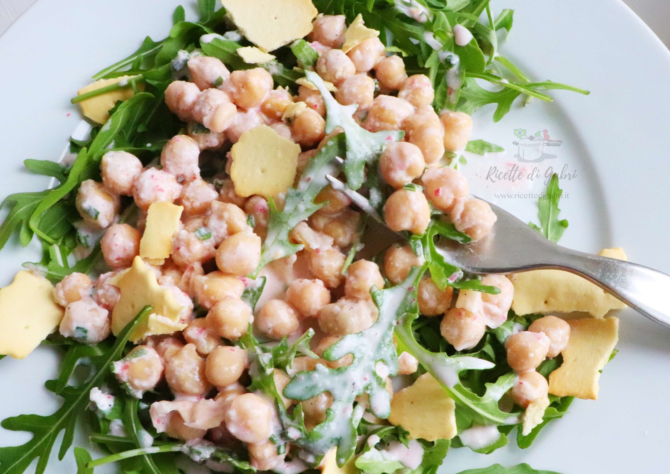 Insalata di ceci yogurt e ravanelli ricetta salvacena gabri vegetariana