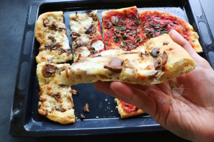 ricetta pizza morbida dentro e croccante fuori con funghi surgelati ricetta pinsa facile gabri