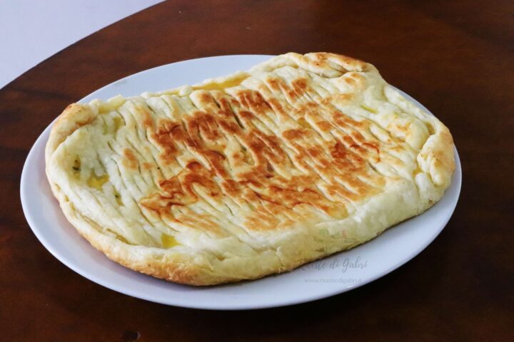 ricetta torta salata ripiena di zucchine pasta sfoglia cotta in padella