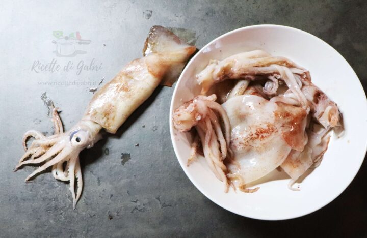 ricetta calamari totani freschi gratinati al forno come fritti secondo di pesce facile e veloce
