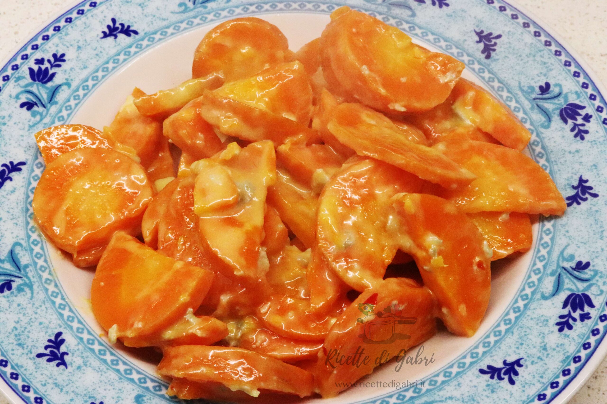 carote cremose in padella ricetta contorno economico e sfizioso di gabri riicette con carote