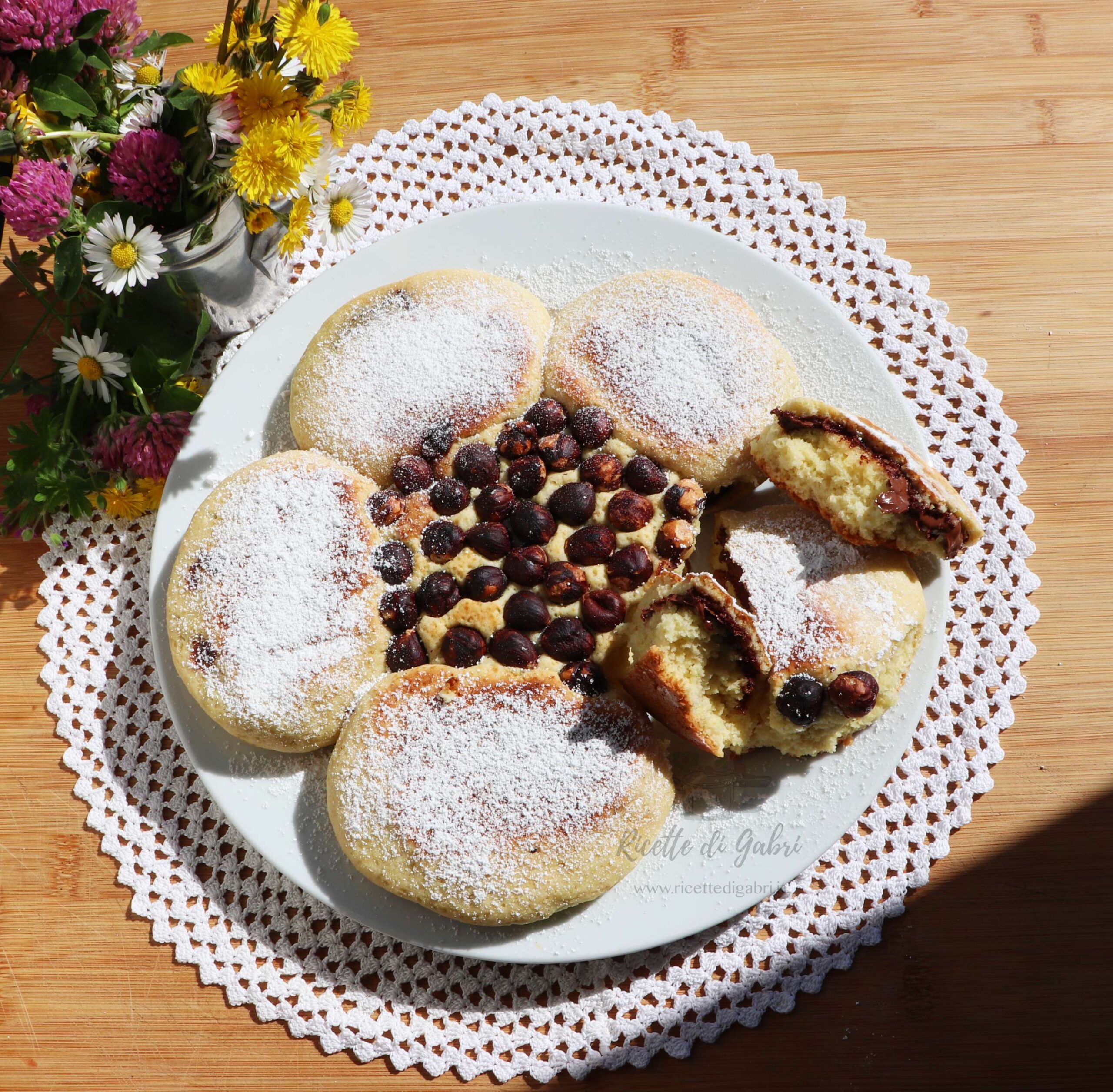 crostata alla nutella cotta in padella frolla senza burro fiore di pasta frolla fiorellone nutella di gabri