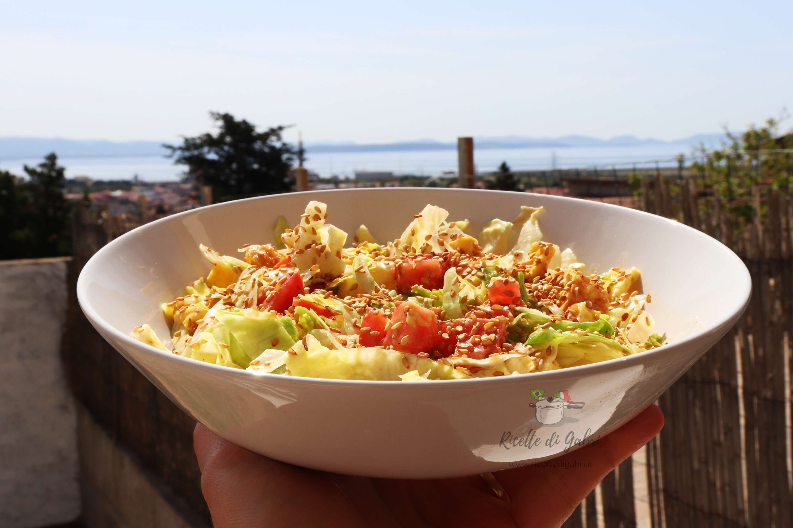 insalata con frittata fredda insalatona ricetta estiva fresca veloce sfiziosa gabri