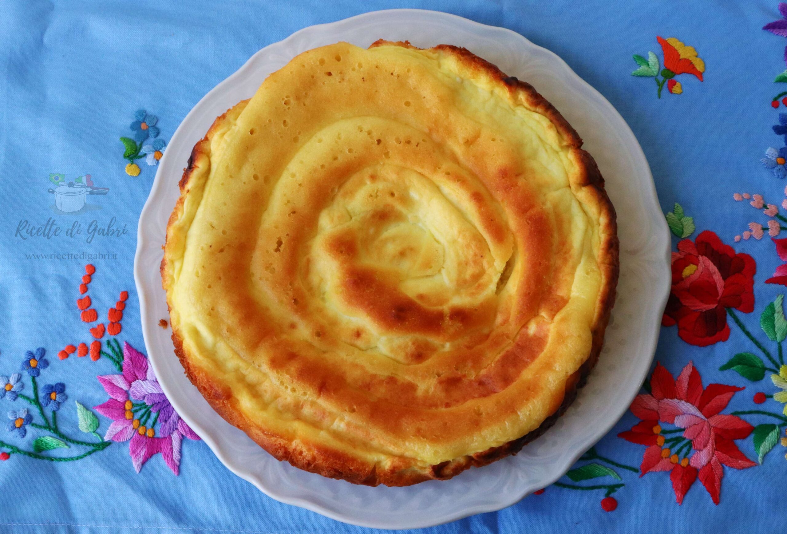 torta allo yogurt in padella soffice con crema di ricotta ricetta torta padella di gabri