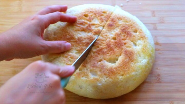 pane in padella alto soffice pane fatto in casa facile veloce gabri
