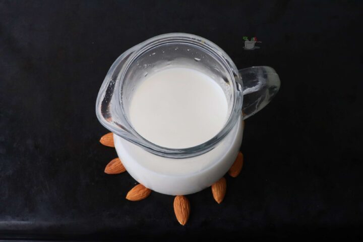 latte di mandorle fatto in casa ricetta facile senza zucchero gabri