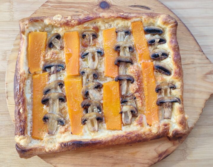 torta salata zucca e funghi sfogliata con la zucca ricetta facile salvacena antipasto