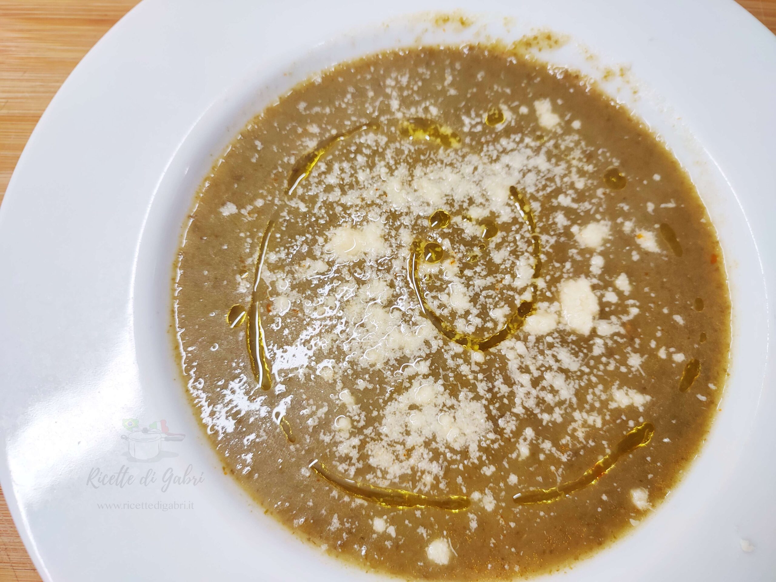 ricetta vellutata di patate e insalata scarola ricette invernali gabri
