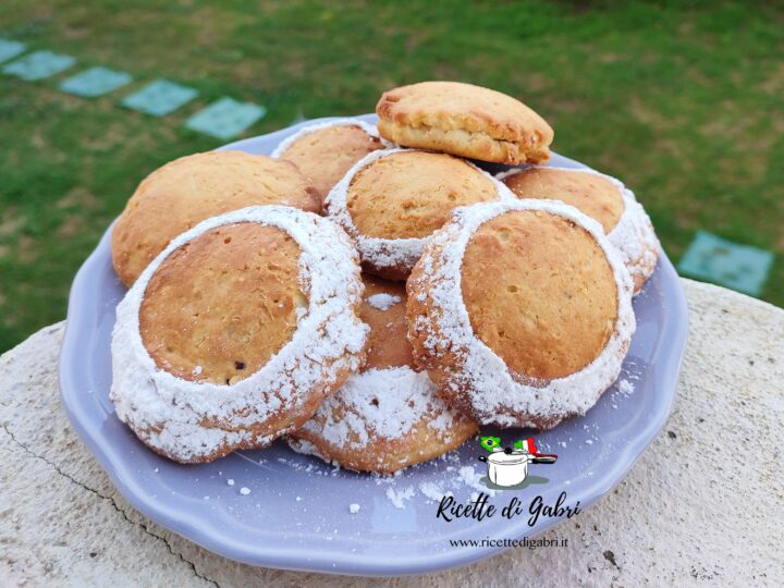 biscotti ripieni di nutella ricetta facile frolla nocciole gabri