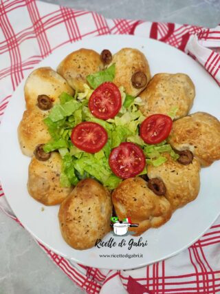 ricetta ghirlanda o corona di pane con impasto per pizza idee antipasti veloci pasta sfoglia impasto pizza pronta gabri