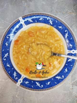 ricetta pasta e patate semplice minestra cremosa facile salvacena invernale gabri