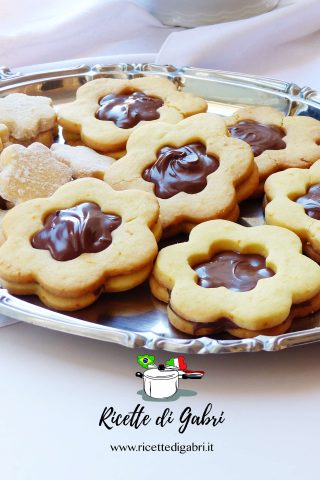 ricetta biscotti da tè biscotti friabili da pasticceria ricetta facile di ernst knam ovis mollis gabri