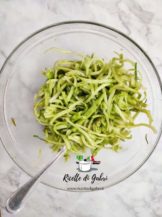 insalata di puntarelle alla romana ricetta gabri come pulire e condire puntarelle cicorione