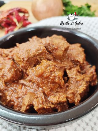 ricetta spezzatino alla picchiapo di gabri spezzatino al cioccolato ricetta facile bollito alla picchiapo'
