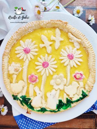 crostata di pasqua alla crema frolla crema fiori ricetta facile dolce di primavera