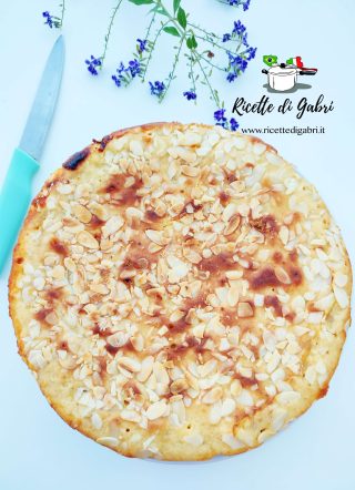 torta in padella mandorle e marmellata ricetta facile di gabri