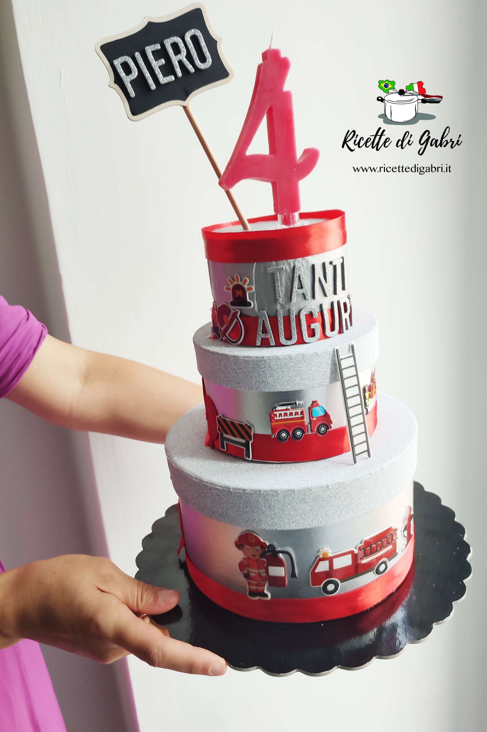 come fare una torta di compleanno per bambini con le scatole idee torte di merendine per la scuola gabri