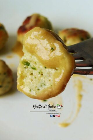 polpette di pollo morbide e cremose senza uova ricetta facile di gabri polpette in padella veloci non fritte